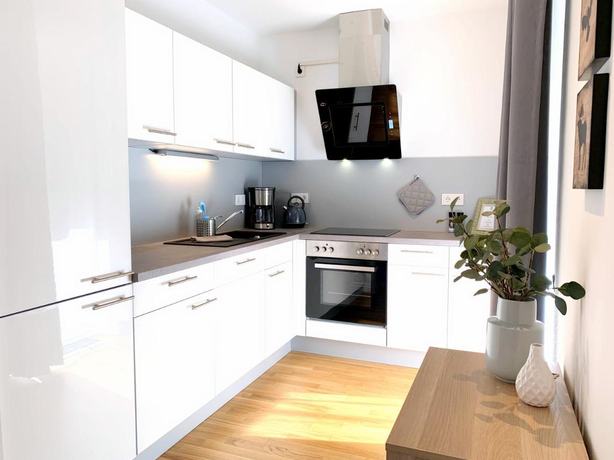 Appartamento Moderne Mit Bodentiefer Dusche, Waschmaschine Und Kueche - 